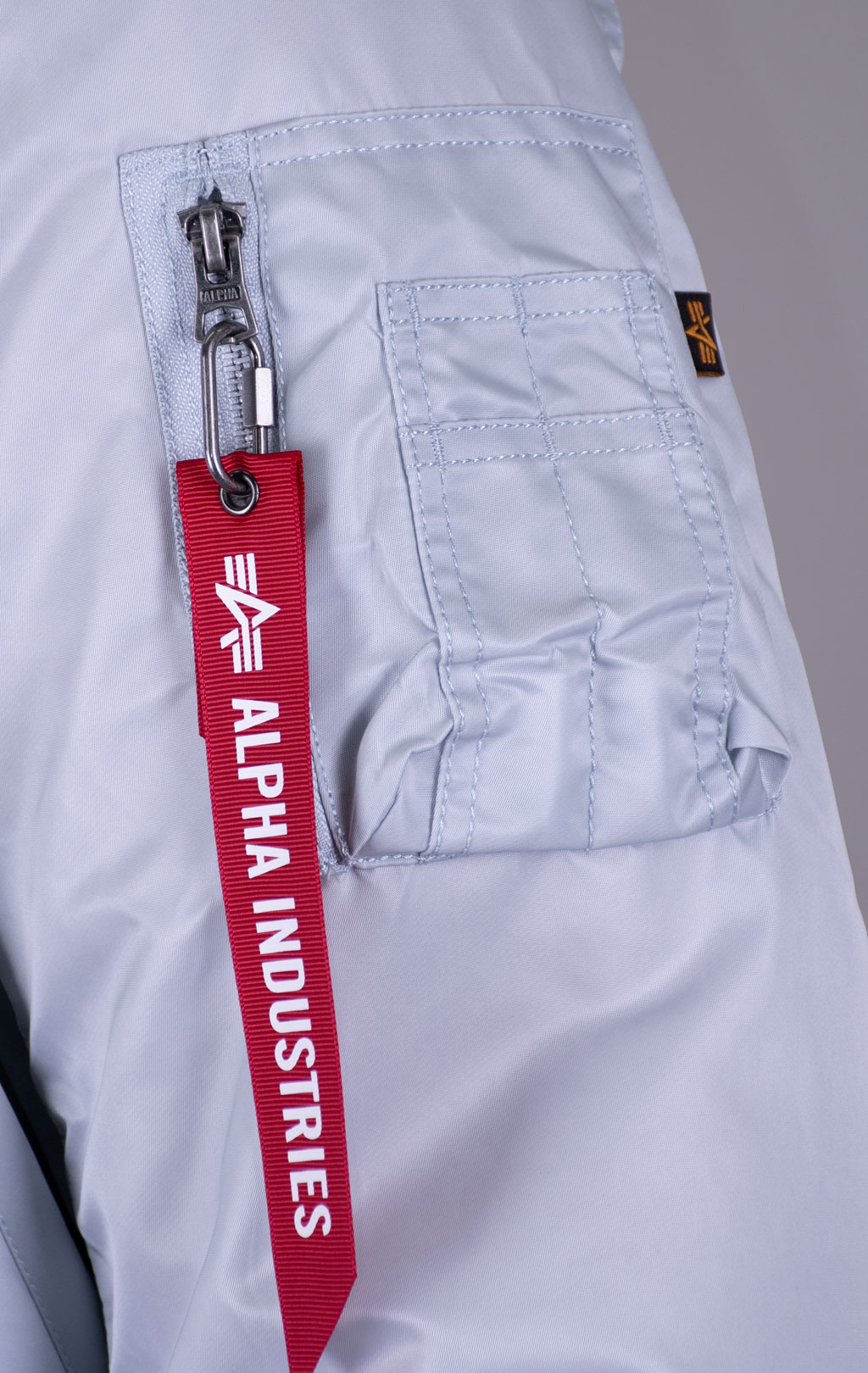 Бомбер ALPHA INDUSTRIES MA-1 original fit SS 26 mist 