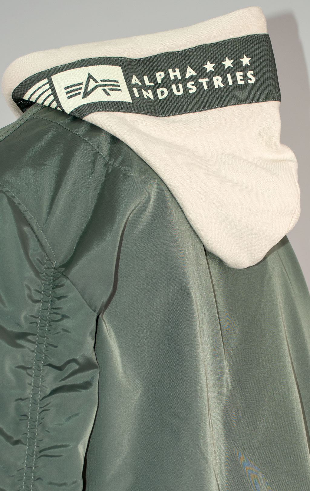 Ветровка-бомбер лётная ALPHA INDUSTRIES TT HOOD CUSTOM MA-1 vintage green 
