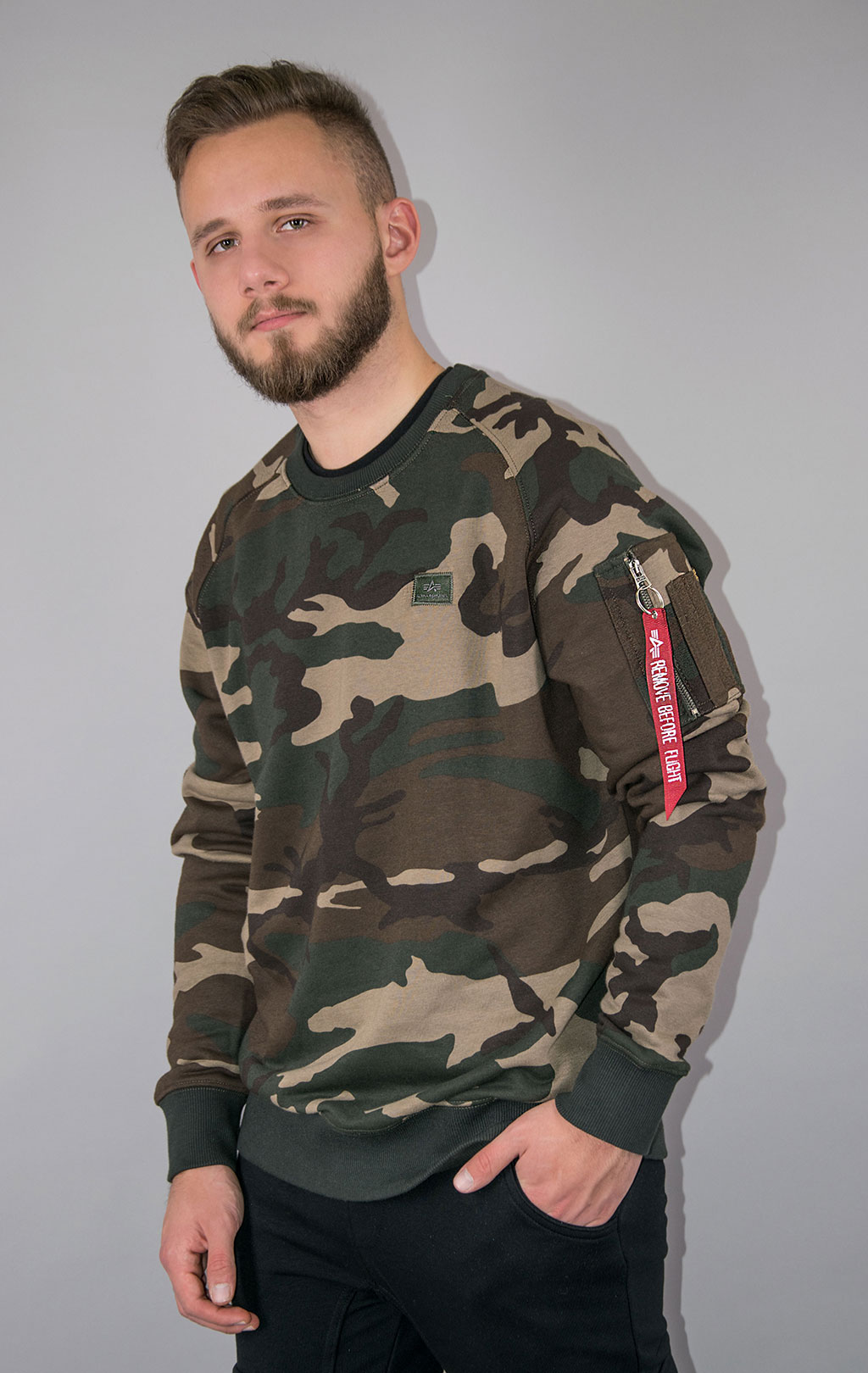 Свитшот ALPHA INDUSTRIES X-FIT SWEAT camo woodland 65 