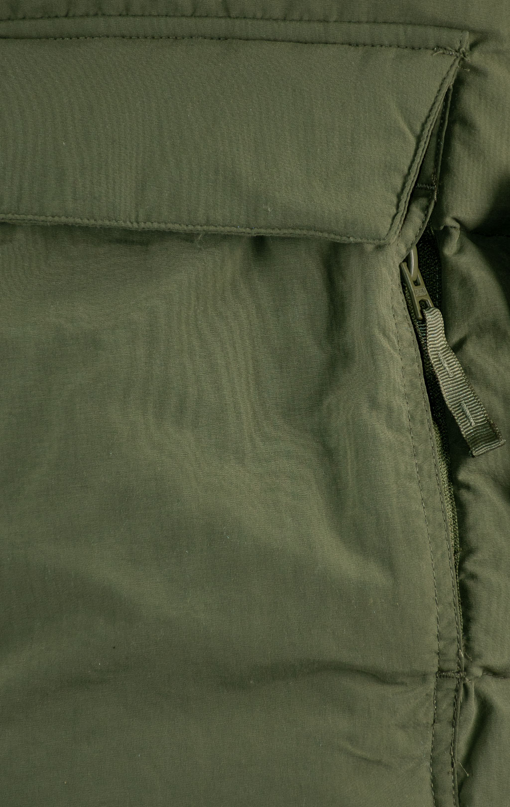 Жилет ALPHA INDUSTRIES PROTECTOR PUFFER VEST sage green 