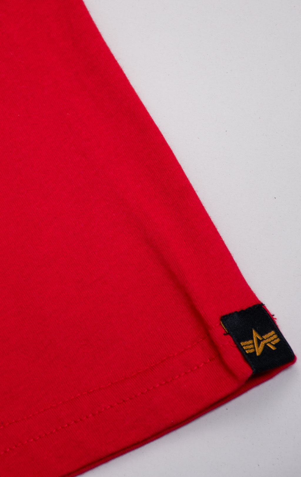 Футболка ALPHA INDUSTRIES NASA Reflective speed red 