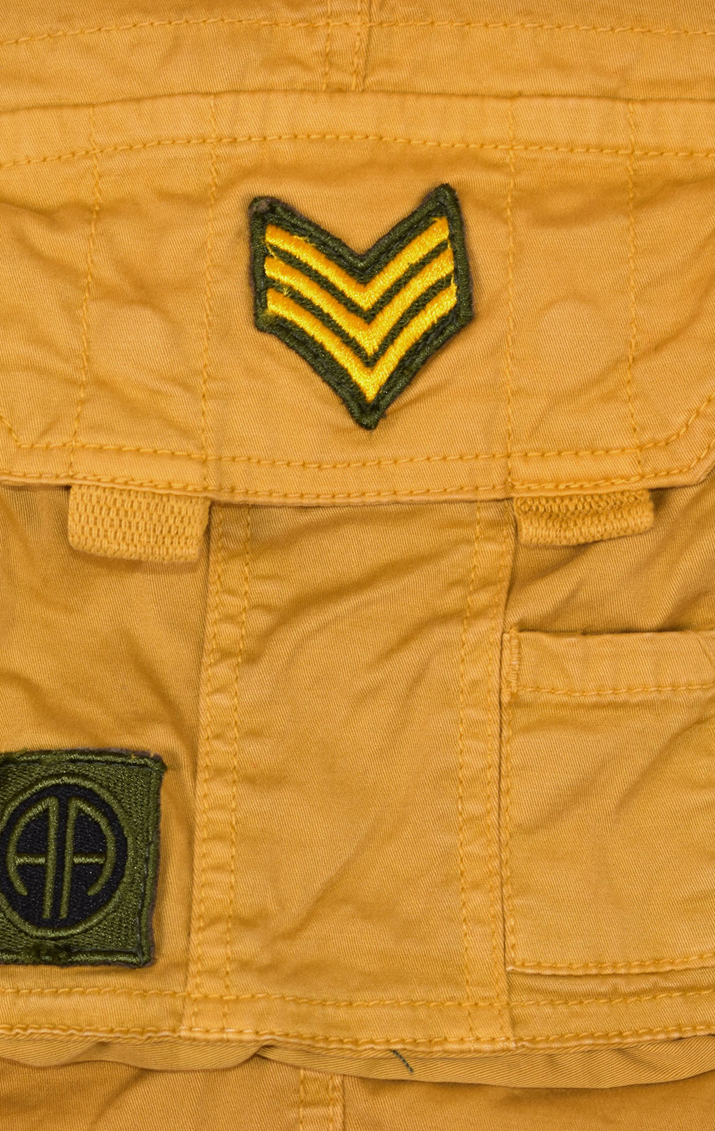 Шорты ALPHA INDUSTRIES CREW SHORT PATCH wheat 