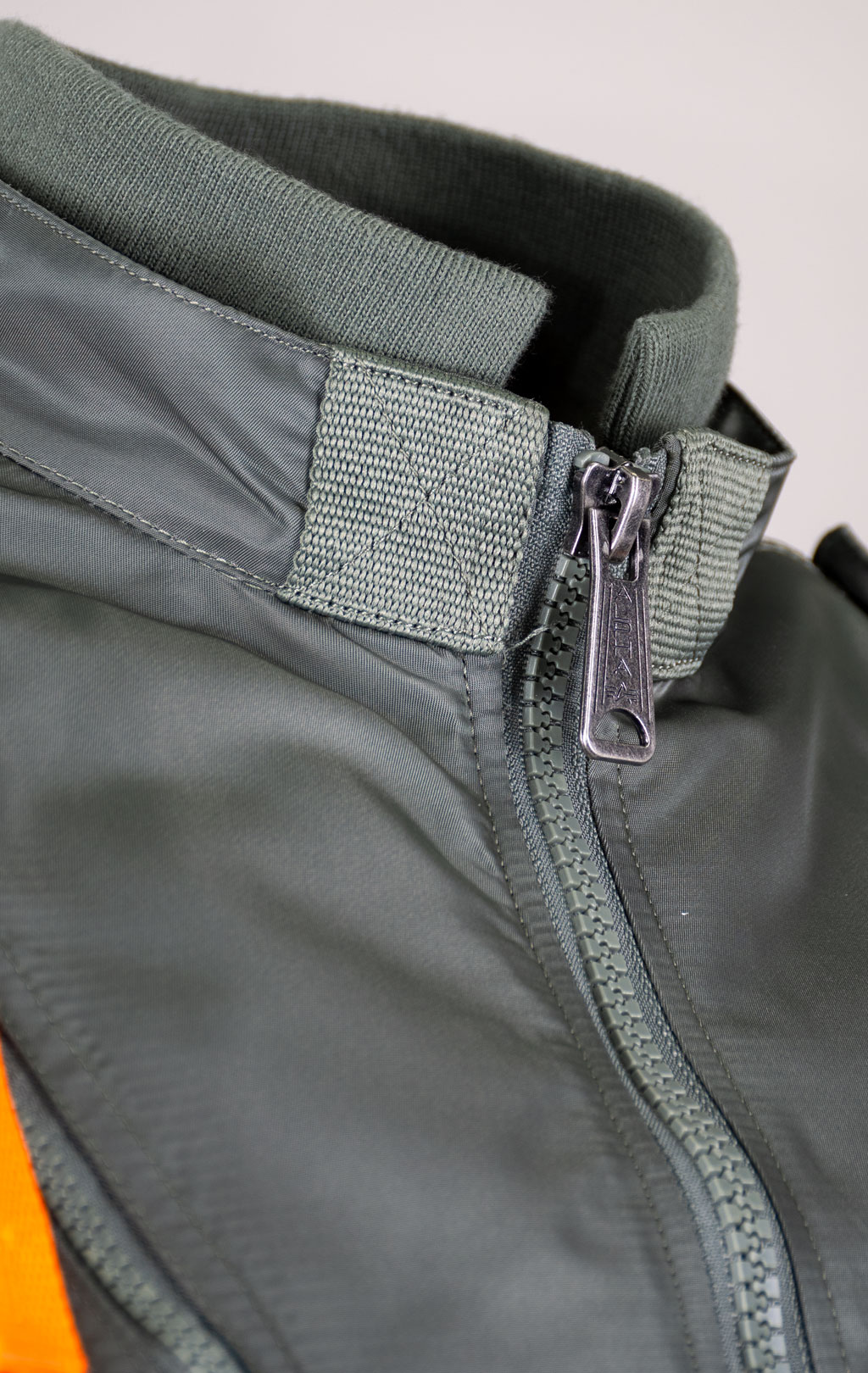 Ветровка ALPHA INDUSTRIES FALCON-II vintage green 
