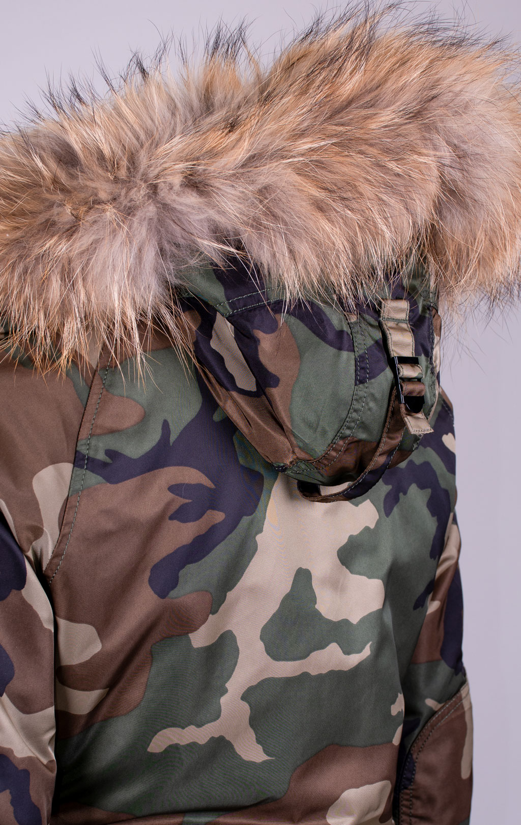 Женская аляска ALPHA INDUSTRIES VF 59 N-3B натур. мех camo woodland 65 