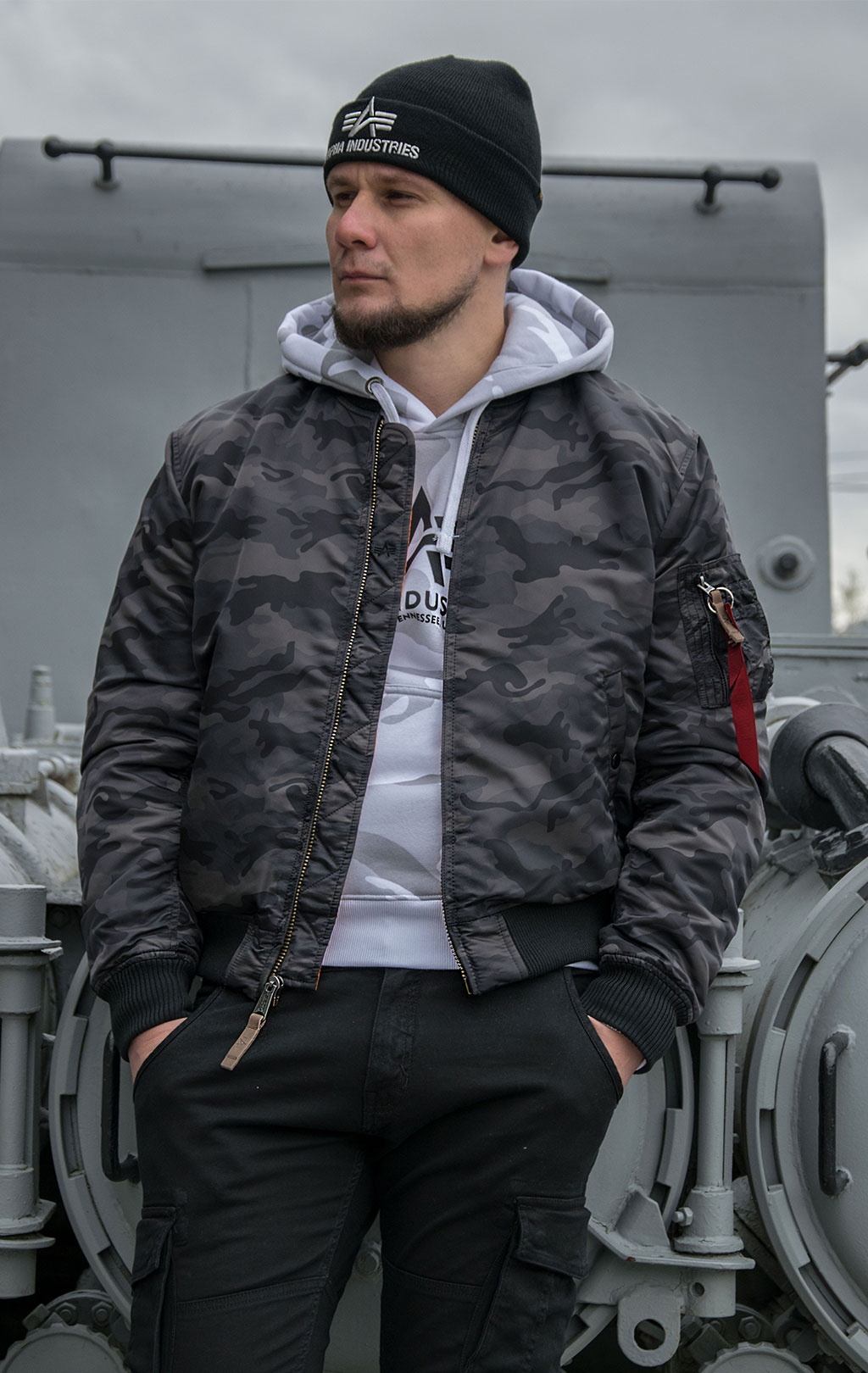 Бомбер ALPHA INDUSTRIES VF 59 MA-1 black camo 