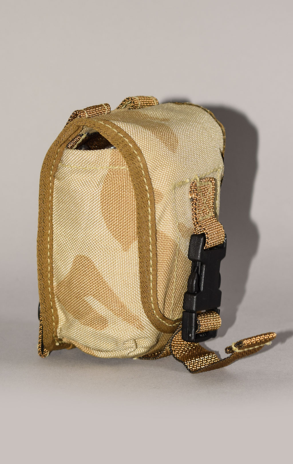 Подсумок Helmet Bag MOLLE dpm desert Англия