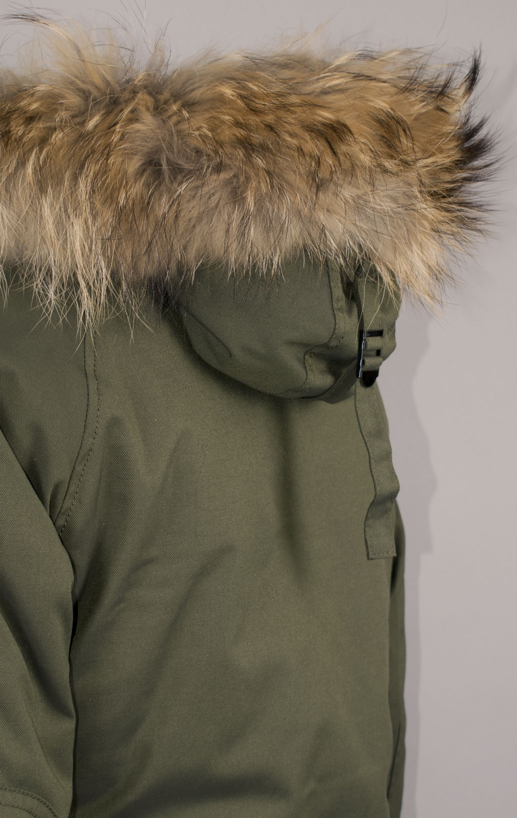 Женская аляска ALPHA INDUSTRIES EXPLORER натур. мех dark green 