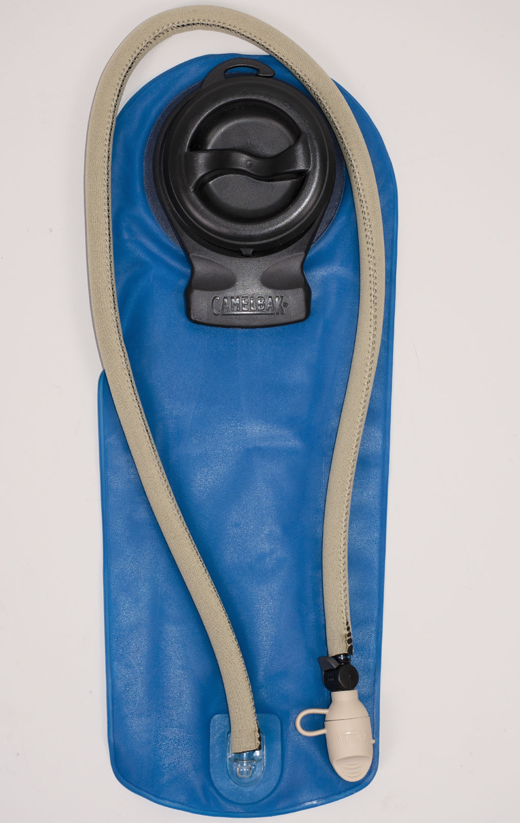 Питьевая система армейская CamelBak на молнии, горловина снаружи,3L dpm desert 