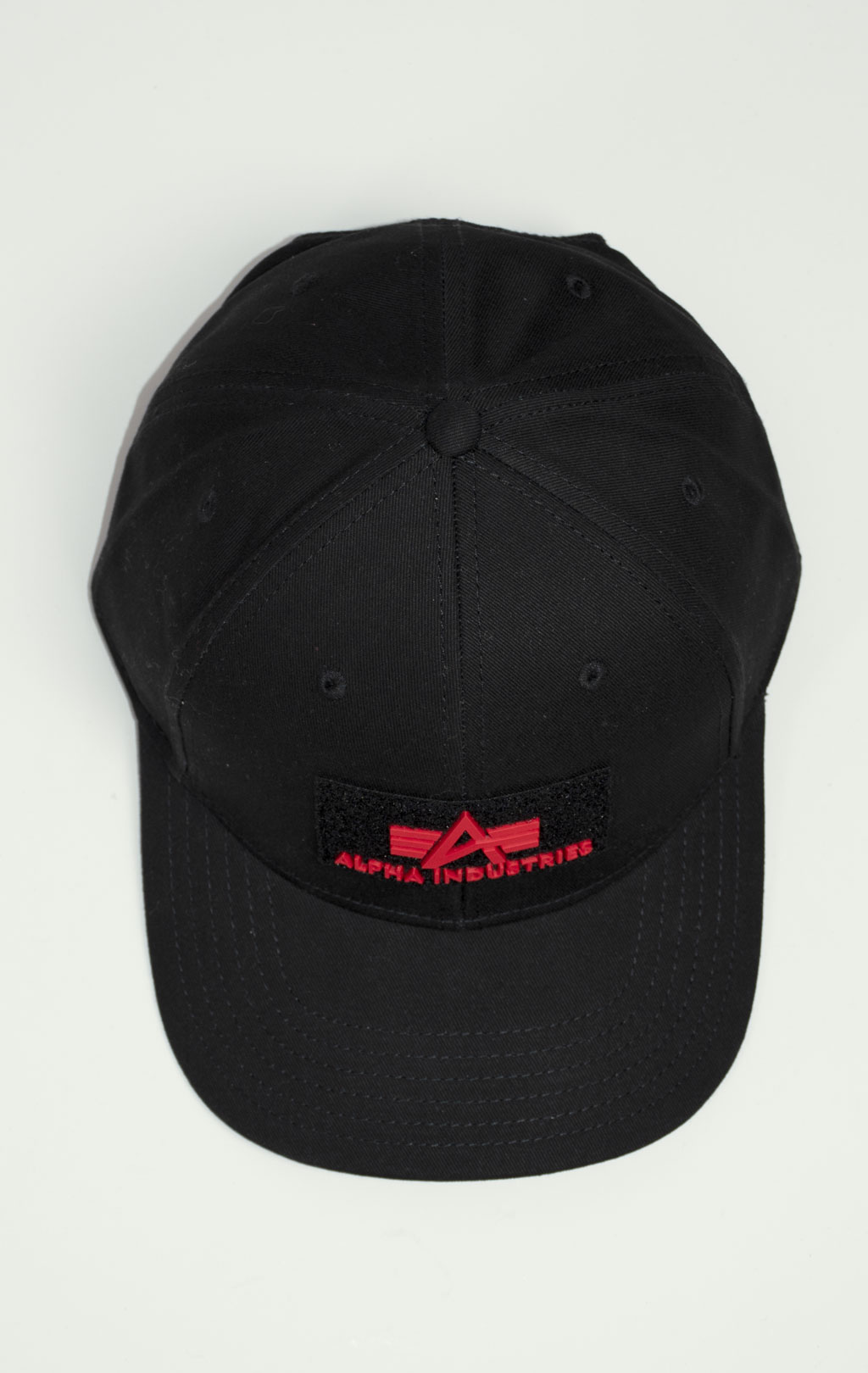 Бейсболка ALPHA INDUSTRIES VELCRO CAP II black/red