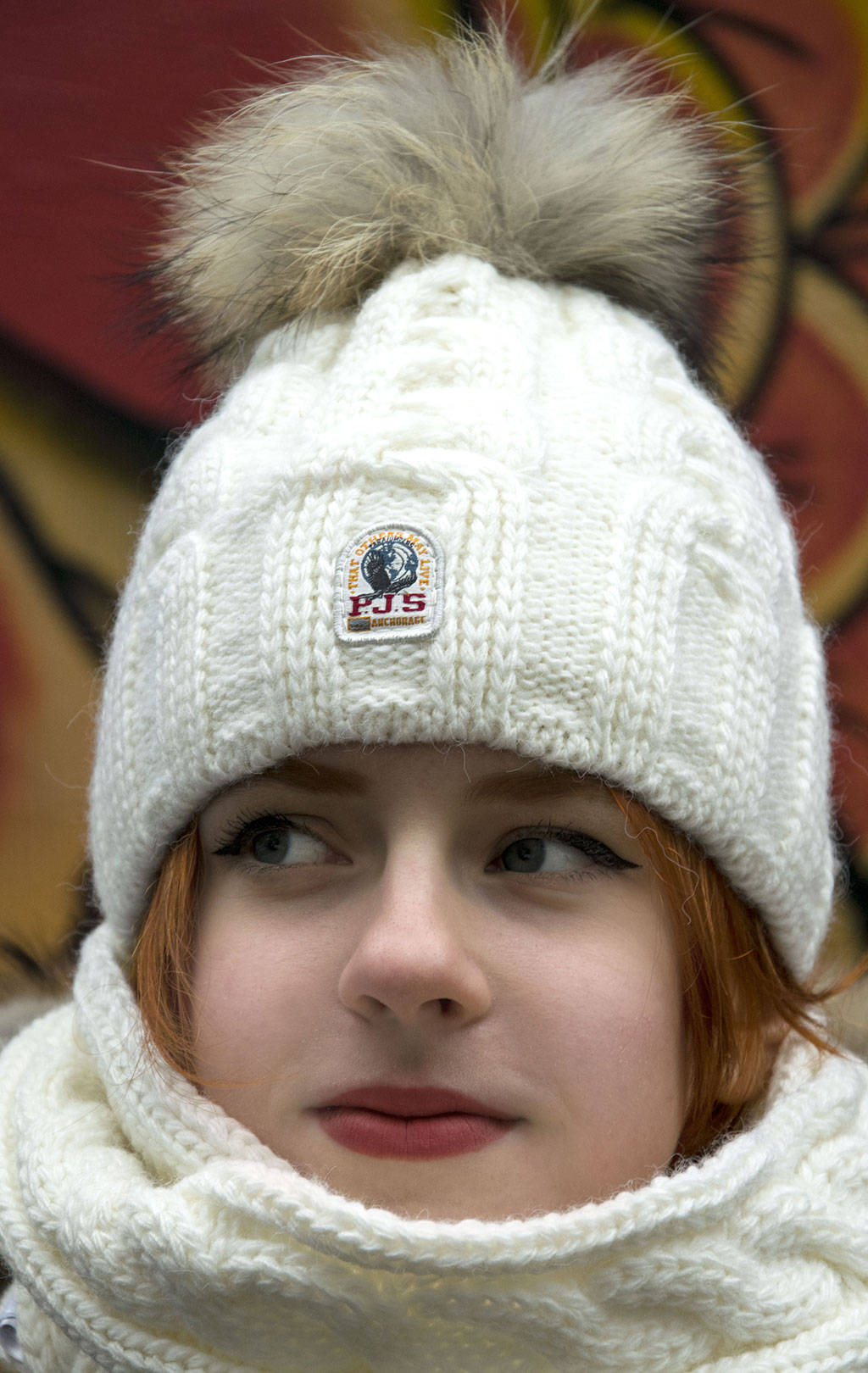 Женская шапка вязаная с помпоном PARAJUMPERS CABLE HAT FW 19/20 off white 