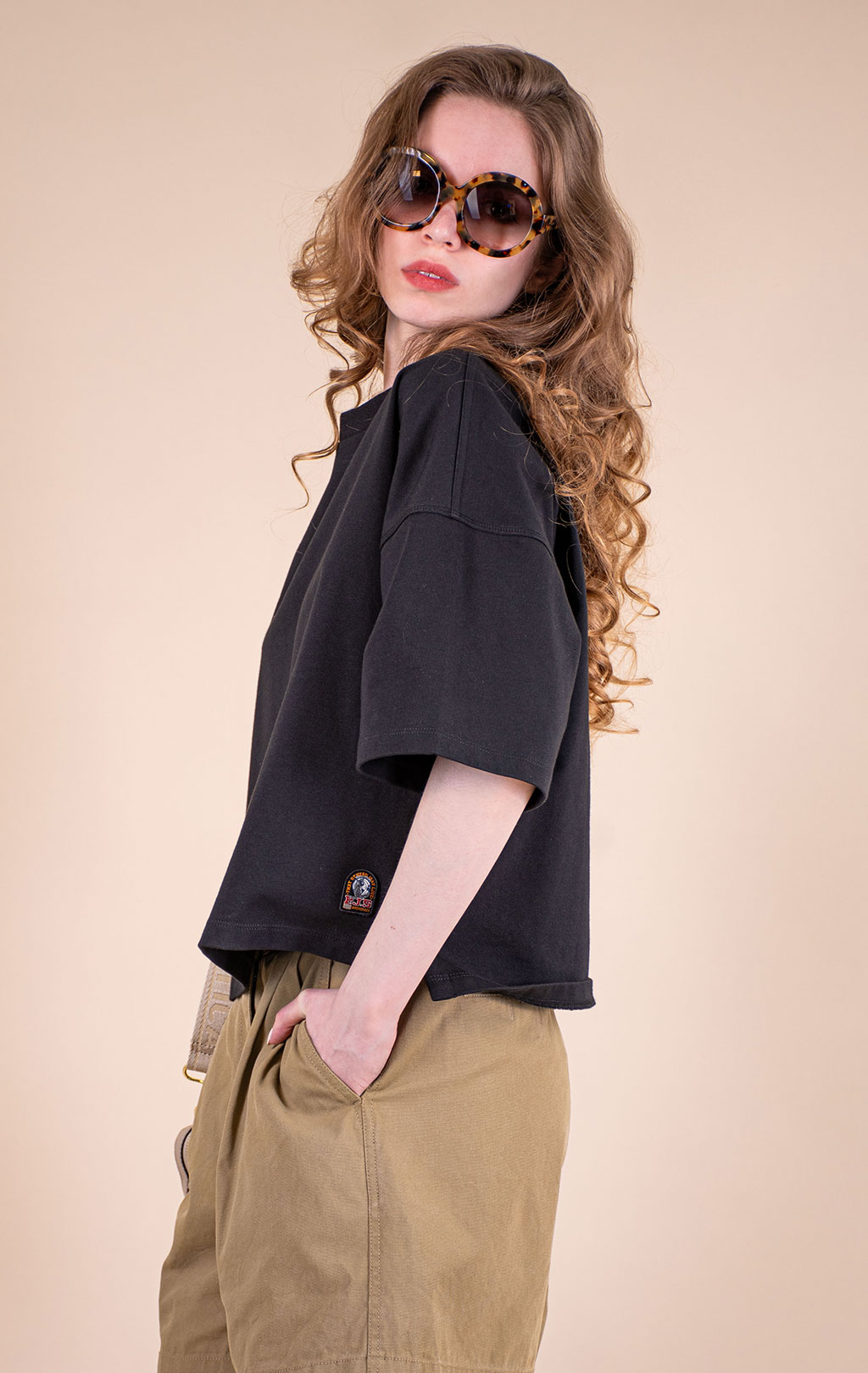 Женская футболка-кроп PARAJUMPERS ROZANNE TEE SS 26 black 