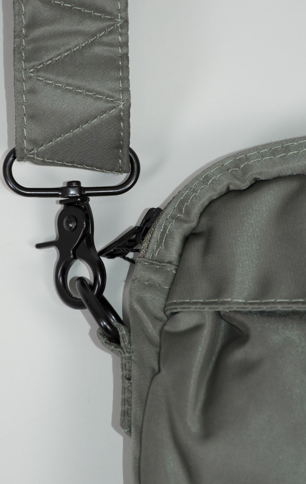 Сумка поясная ALPHA INDUSTRIES NYLON MESSENGER BAG FW 24/25 field grey 