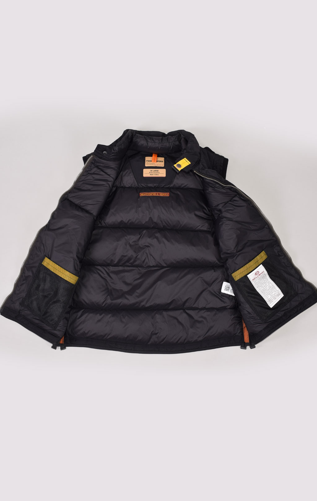 Жилет пуховой PARAJUMPERS KOBUK black 