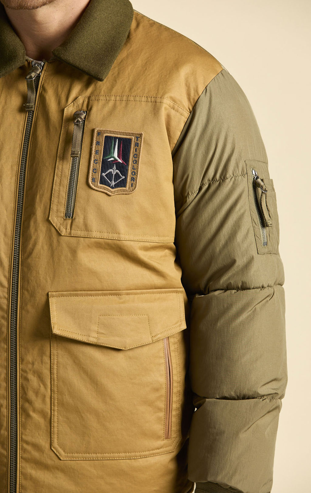 Куртка-пилот AERONAUTICA MILITARE FW 26/27/CN caffelatte/yellow curry (AB 3081) 