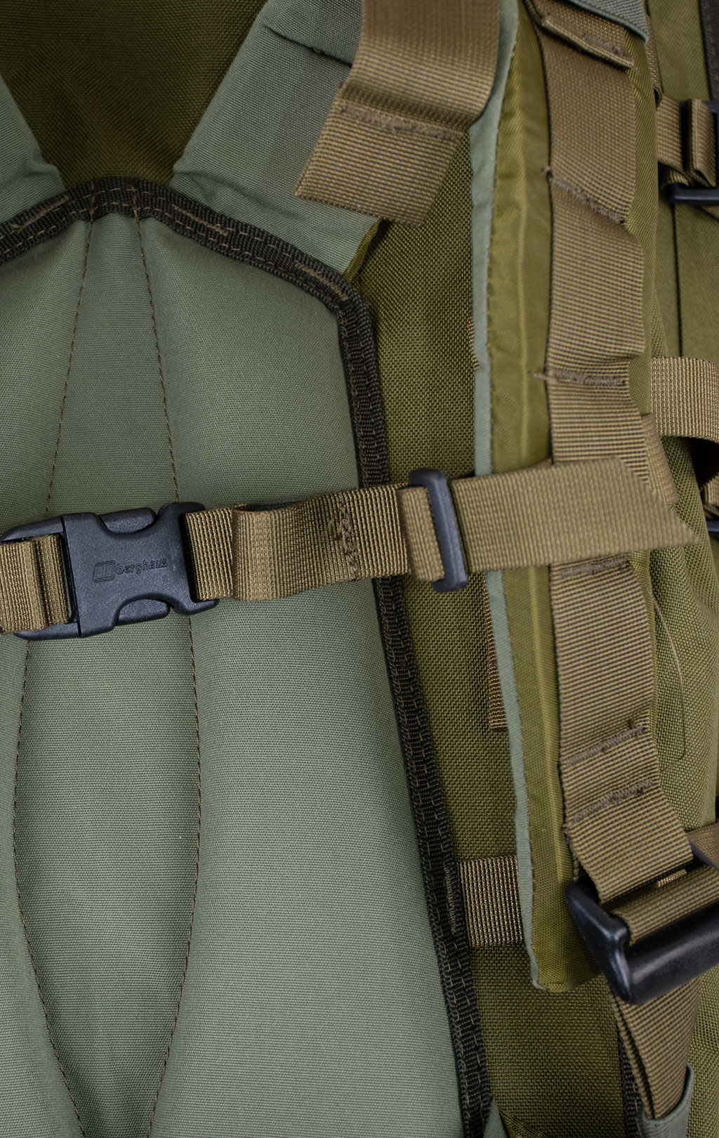 Рюкзак рейдовый BERGHAUS Crusader FMPC 90L olive Англия