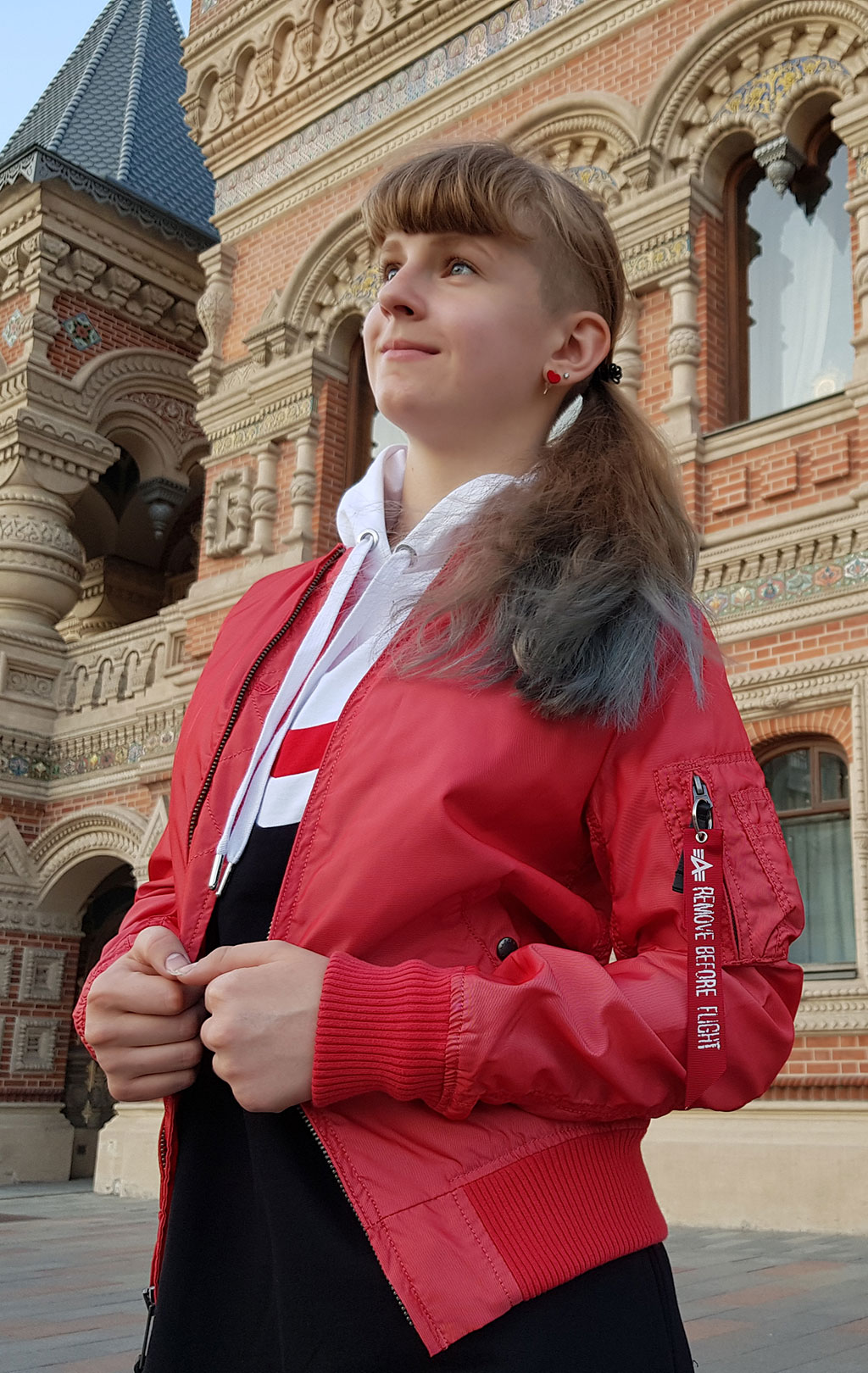 Женская ветровка-бомбер ALPHA INDUSTRIES TT MA-1 red spicy 