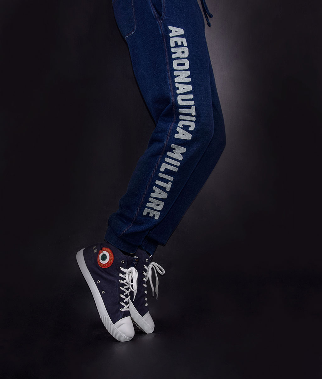 Брюки спортивные AERONAUTICA MILITARE SS19 indigo (PF 718) 