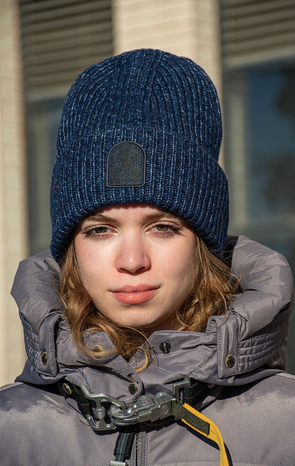 Женская шапка вязаная PARAJUMPERS MOONEYE HAT FW 25/26 peacot 