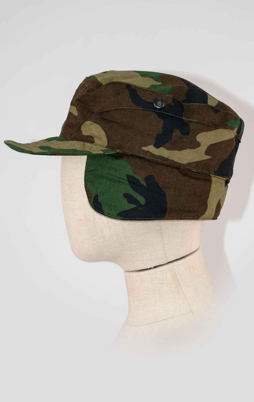 Кепка утеплённая EARFLAP camo woodland Голландия