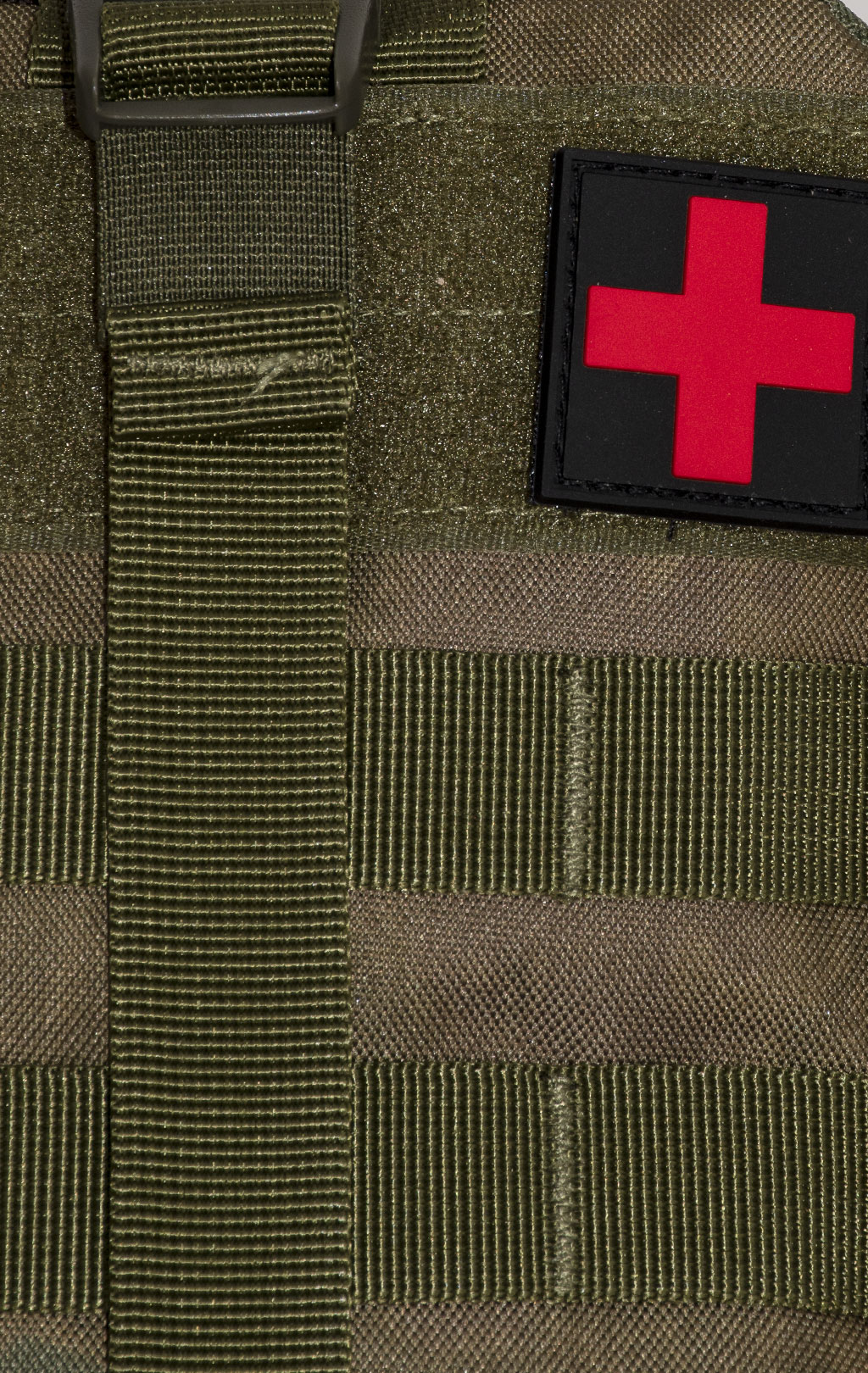Подсумок медицинский FIRST AID KIT отрывной, с  нашивкой green camo PH-896 Китай