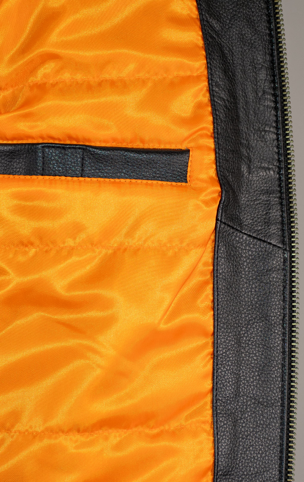 Куртка-бомбер лётная ALPHA INDUSTRIES LEATHER LF MA-1 кожа black 