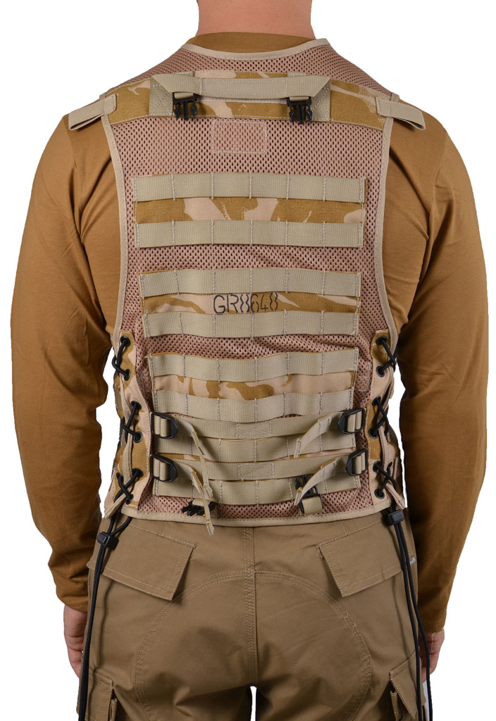 Жилет MOLLE dpm desert б/у Англия