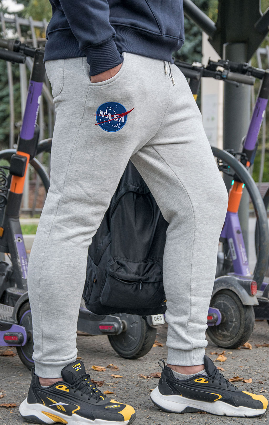 Брюки спортивные джоггеры ALPHA INDUSTRIES NASA CARGO SWEAT JOGGER grey heather 