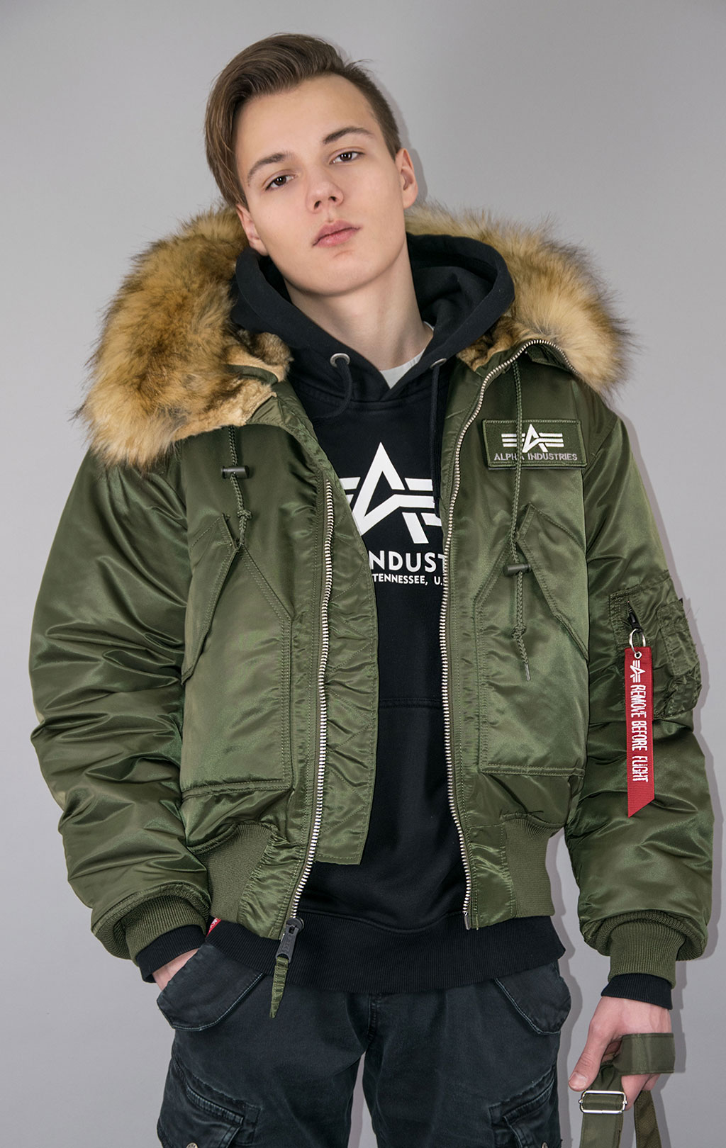 Куртка-бомбер лётная ALPHA INDUSTRIES HOODED CUSTOM 45P dark green 