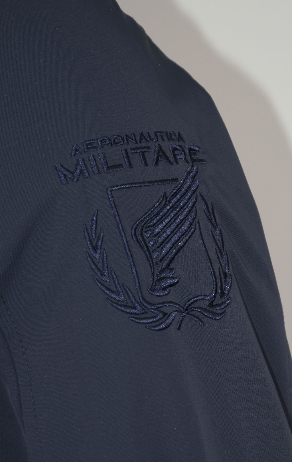 Ветровка AERONAUTICA MILITARE SS 25 m/BD blue navy (AB 2204) 