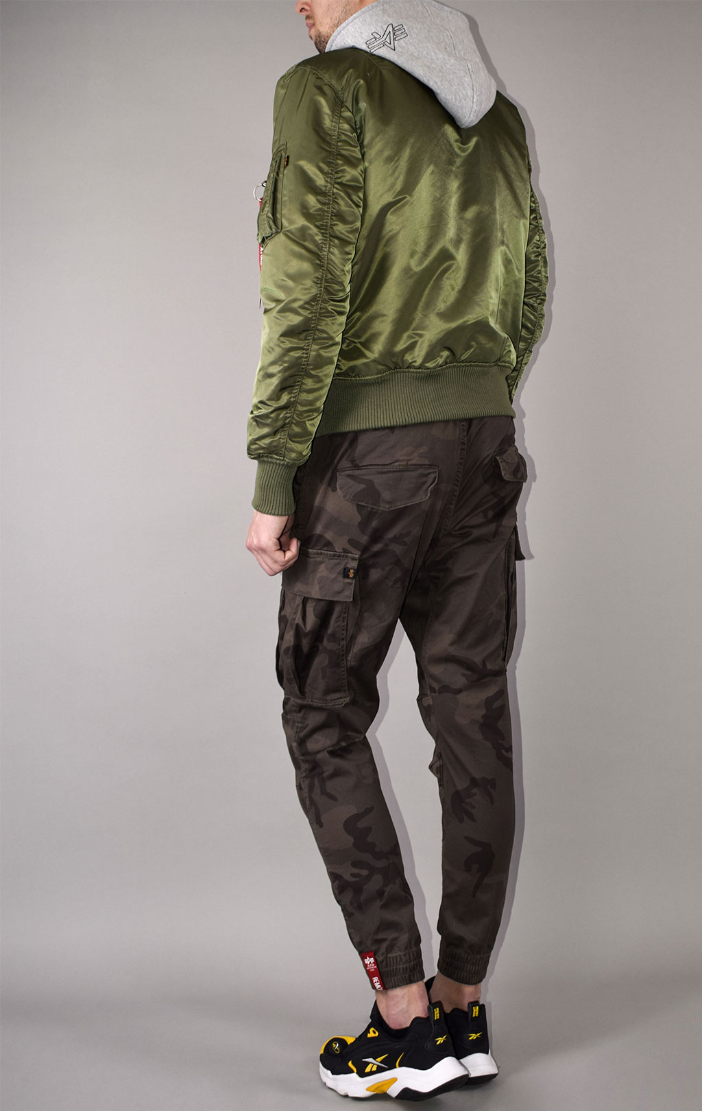 Куртка-бомбер лётная ALPHA INDUSTRIES D-Tec big size MA-1 sage green 