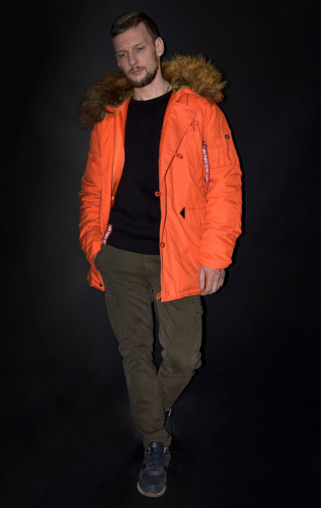 Аляска ALPHA INDUSTRIES EXPLORER flame orange 