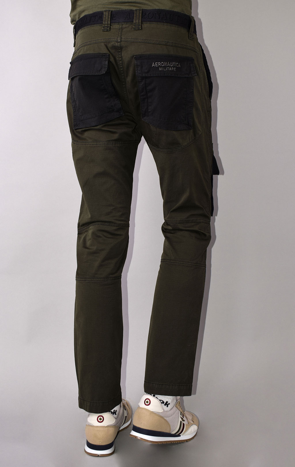 Tn verde militare on sale
