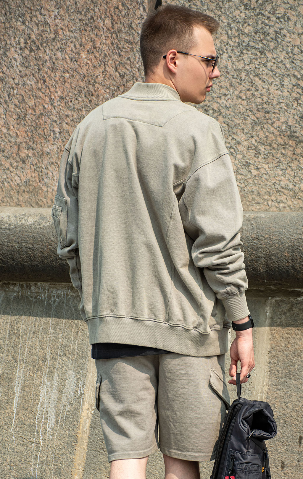 Бомбер трикотажный ALPHA INDUSTRIES FRENCH TERRY JACKET MA-1 SS 25 m mid gray 
