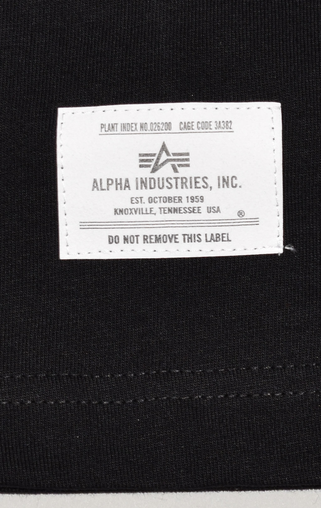 Футболка ALPHA INDUSTRIES NASA COLUMBIA TEE плотная FW 21/22 black 