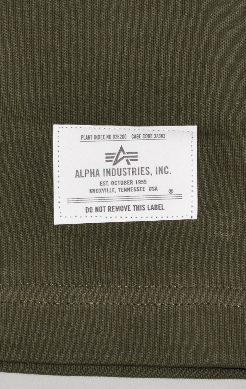 Футболка ALPHA INDUSTRIES ESSENTIAL TEE плотная FW 21/22 olive 