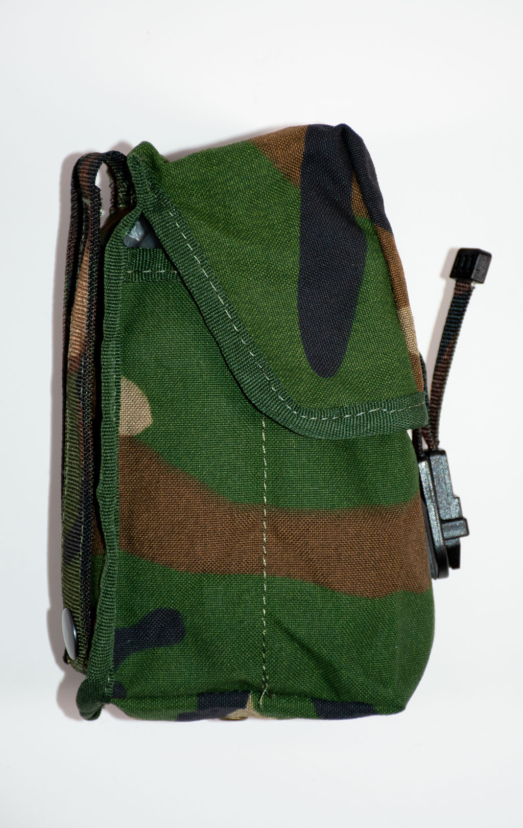 Подсумок 3-x Dimaco Patroonmagazijn MOLLE camo woodland Голландия