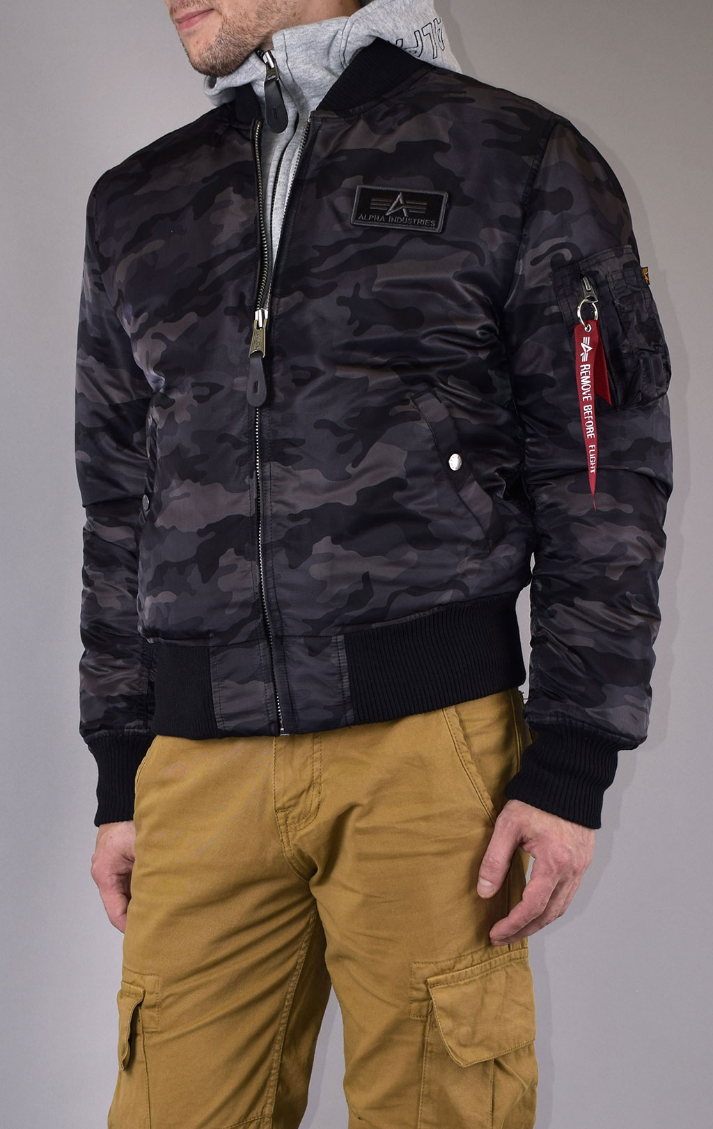 Куртка-бомбер лётная ALPHA INDUSTRIES D-Tec MA-1 black camo 