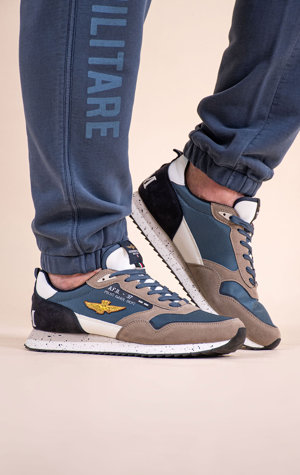 Кроссовки AERONAUTICA MILITARE (SC 0288) SS 26/CN multicolor jeans/sabbia 