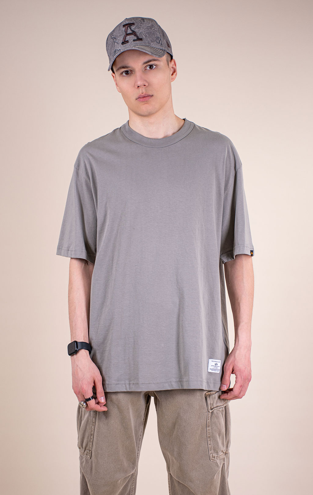 Футболка ALPHA INDUSTRIES RELAXED TEE SS 26 mid gray 