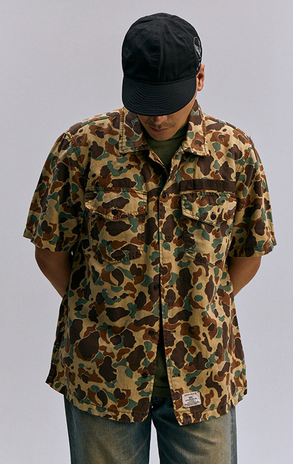 Ветровка-рубашка ALPHA INDUSTRIES SHORT SLEEVE WASHED FATIGUE SHIRT JACKET SS 24 m green frogskin camo 