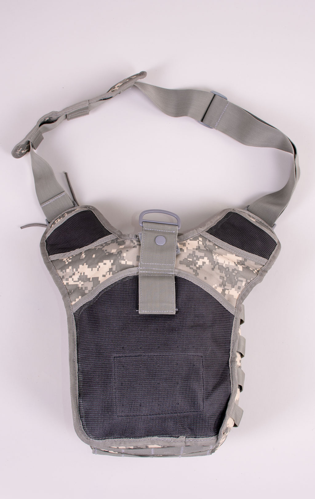 Сумка через плечо тактическая Hausheng SLING MOLLE 25x15x30 acu PK-402 