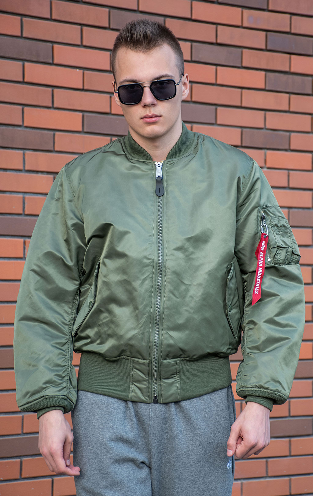 Бомбер ALPHA INDUSTRIES ORIGINAL FIT MA-1 SS 25 m sage 