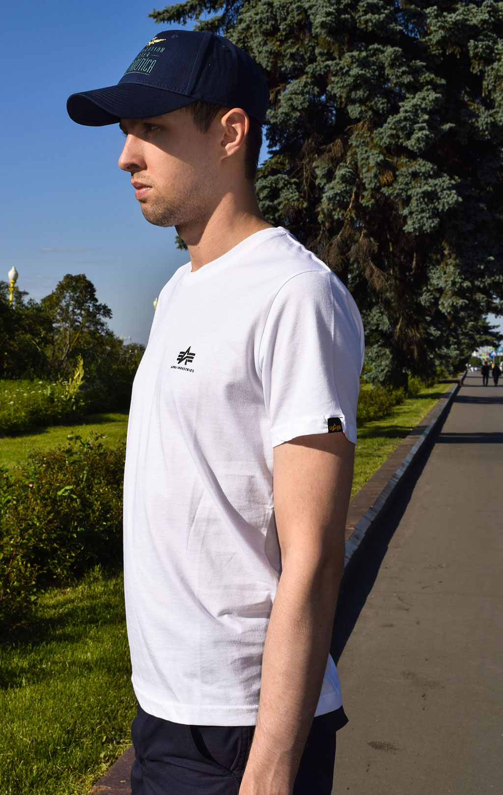 Футболка ALPHA INDUSTRIES BASIC T SMALL LOGO white 