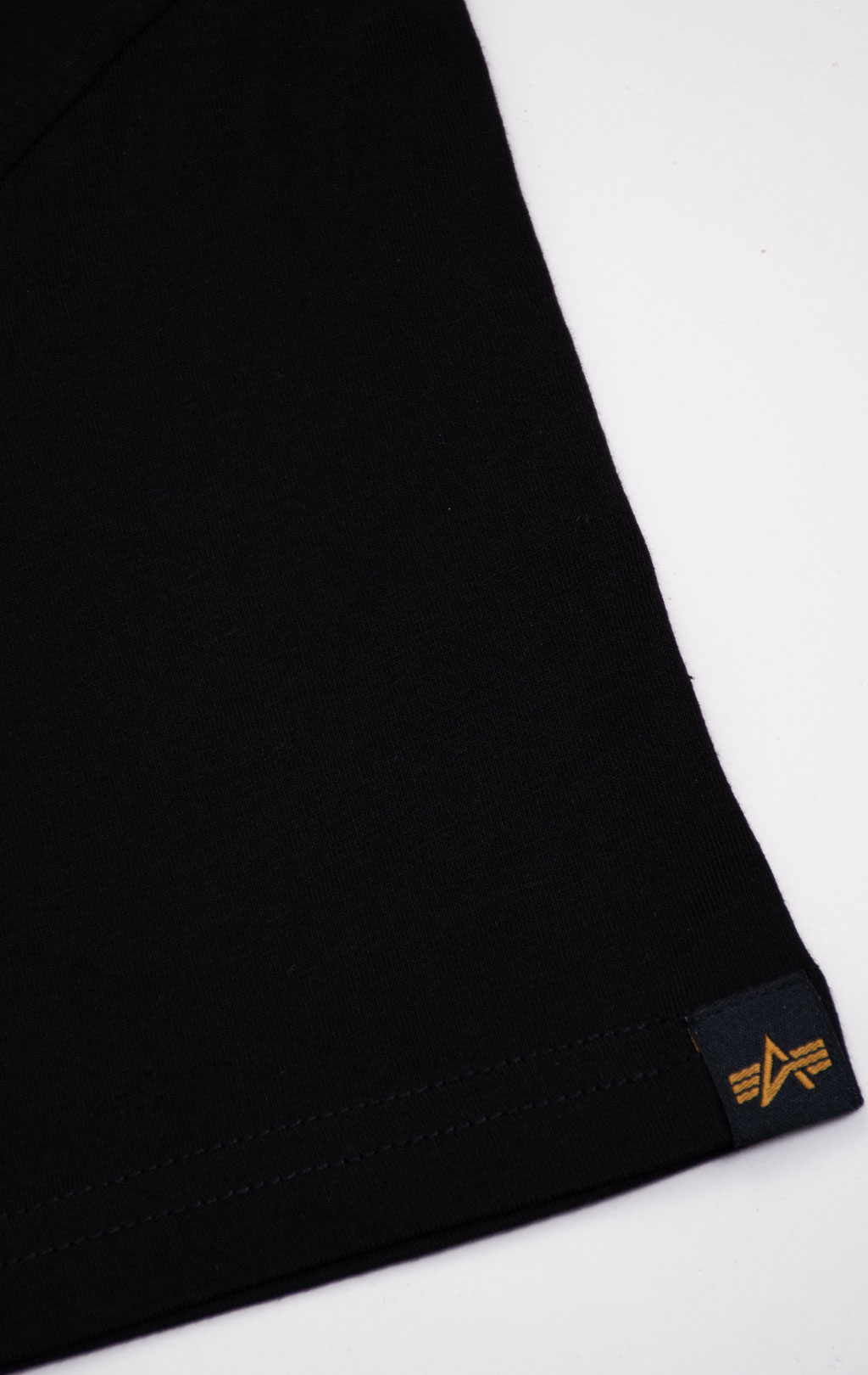 Футболка ALPHA INDUSTRIES CAMO BLOCK T black/digi white camo 