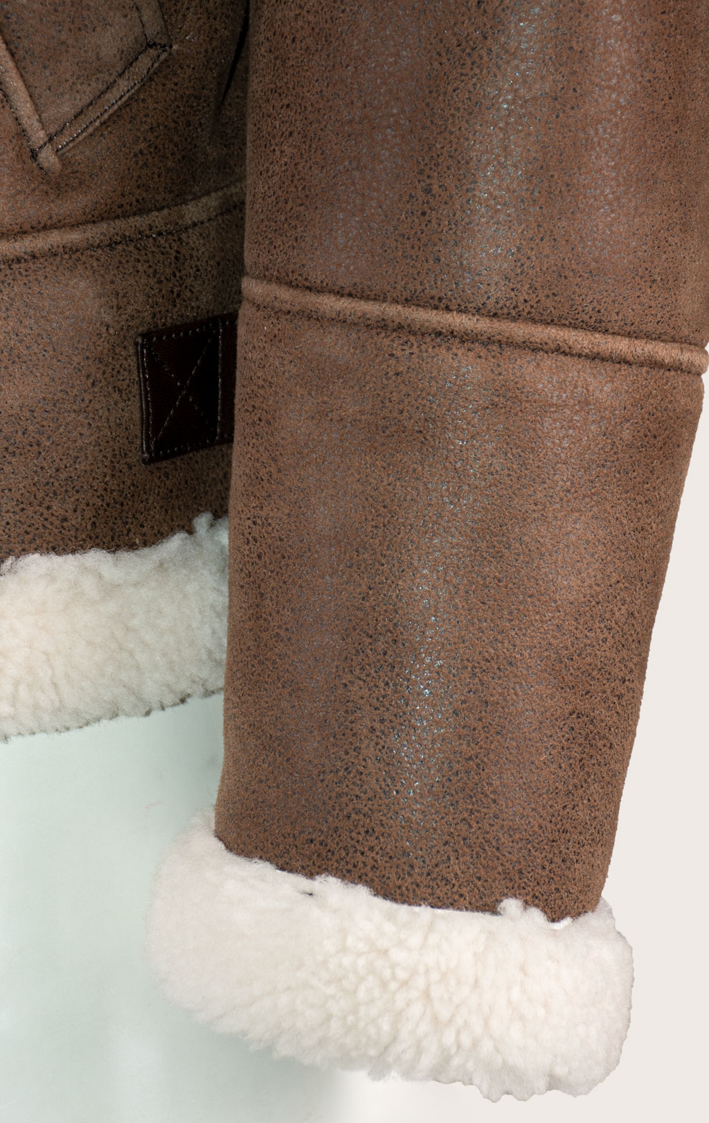 Куртка-пилот KODZIC B-3 HOODED овчина FW 25/26 brown 