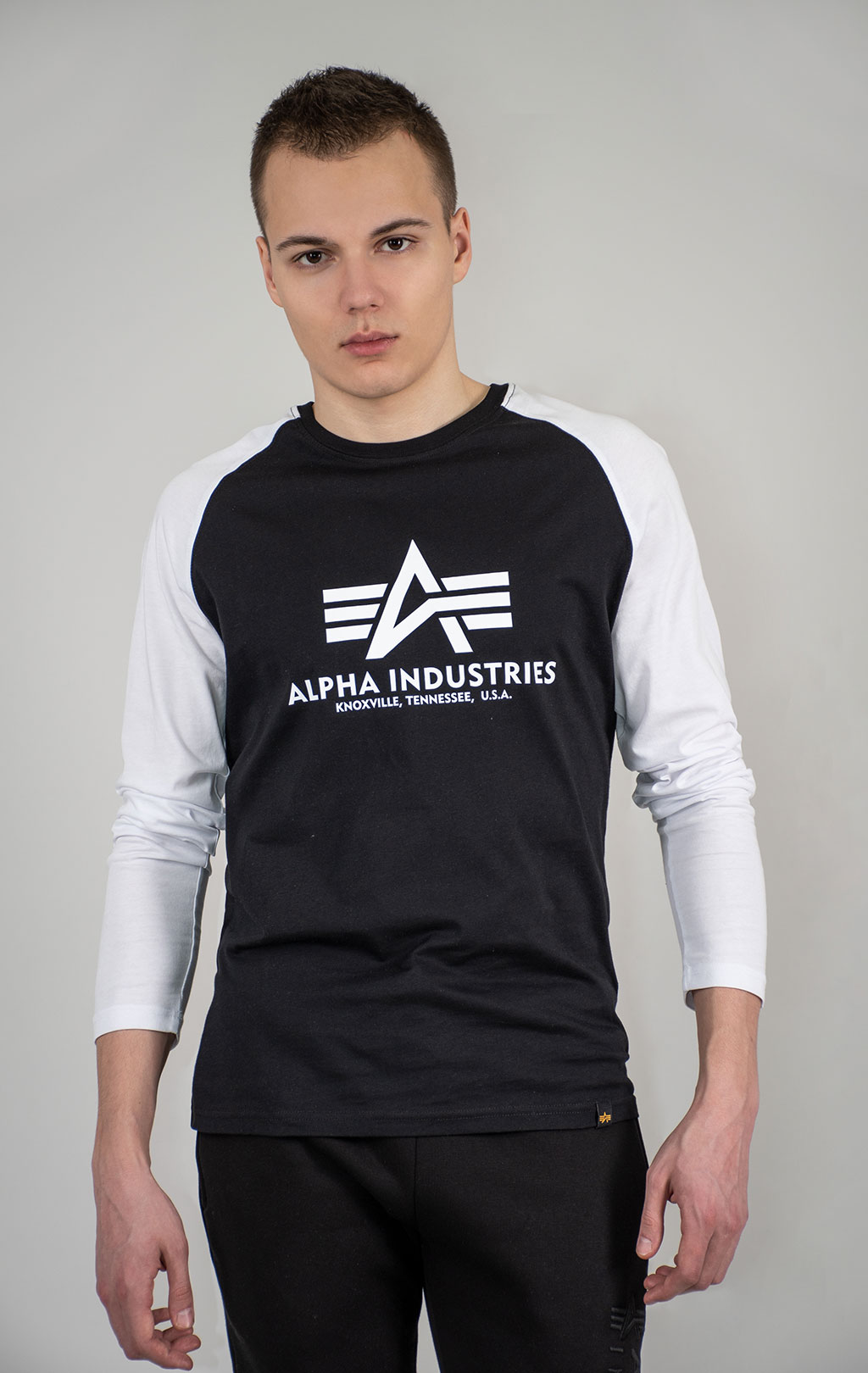 Лонгслив ALPHA INDUSTRIES BASIC LS black/white 