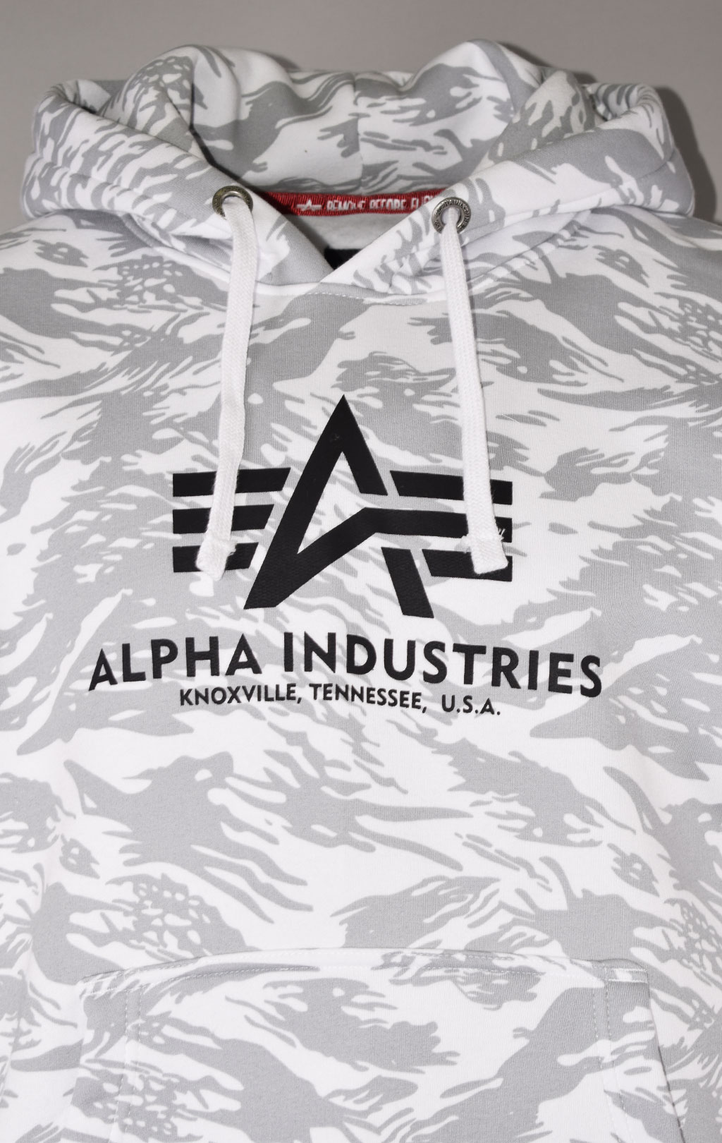 Толстовка ALPHA INDUSTRIES BASIC HOODY brushstroke white 