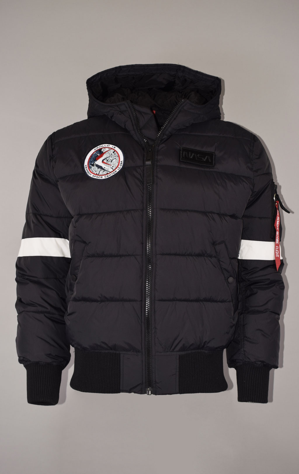 Куртка ALPHA INDUSTRIES HOODED PUFFER FD NASA black 