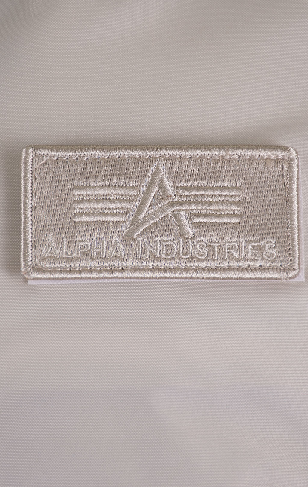 Бомбер ALPHA INDUSTRIES MA-1 TT TWO TONE HOOD organic beige 