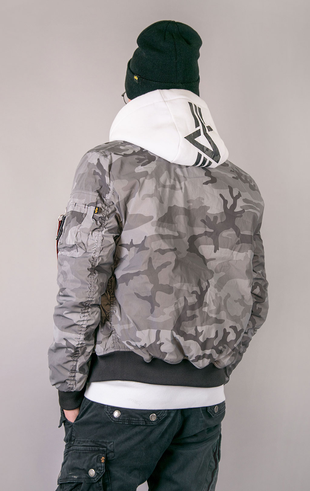 Бомбер ALPHA INDUSTRIES VF 59 REFLECTIVE CAMO MA-1 black camo 